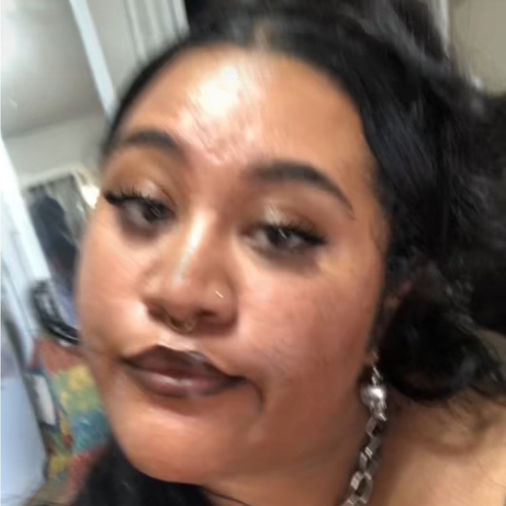 Meet your Posher, Dejonique